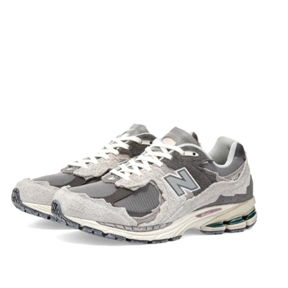 New Balance 2002R Protection Pack